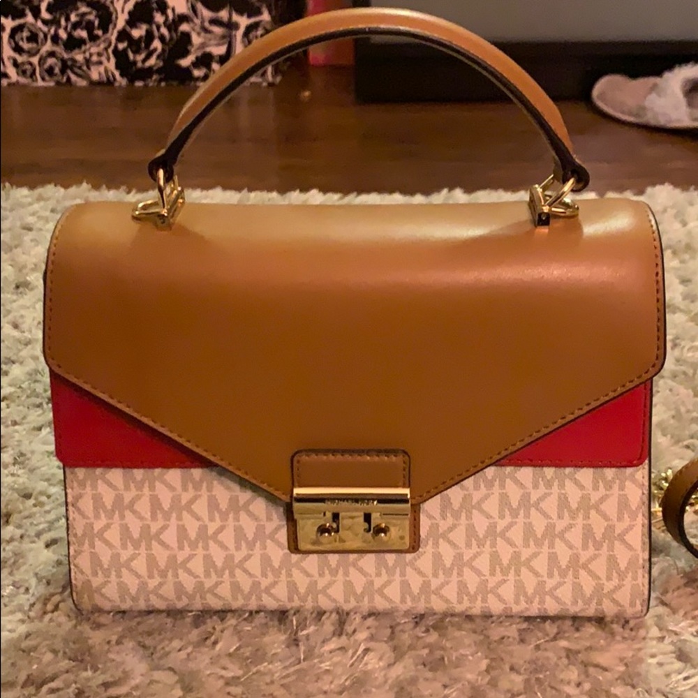 Michael kors purse